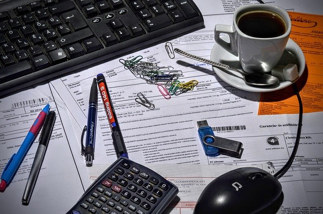 En este momento estás viendo PRESUNCIÓN DE CONTRATO DE TRABAJO EN PROFESIONES LIBERALES